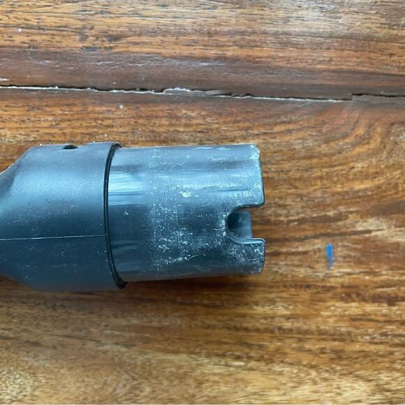 Shark Lift Away Crevice Tool Nozzle Replacement Part - Picture 3 of 9